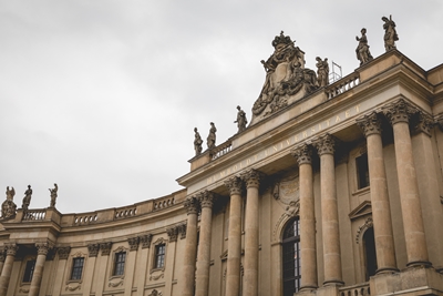 Forschung zum wissenschaftlichen Nachwuchs in Deutschland: Implikationen fr hochschulisches Qualittsmanagement